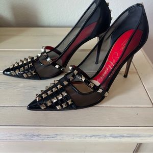 Valentino Rockstud Alcove pumps.making them perfect for any special occasion